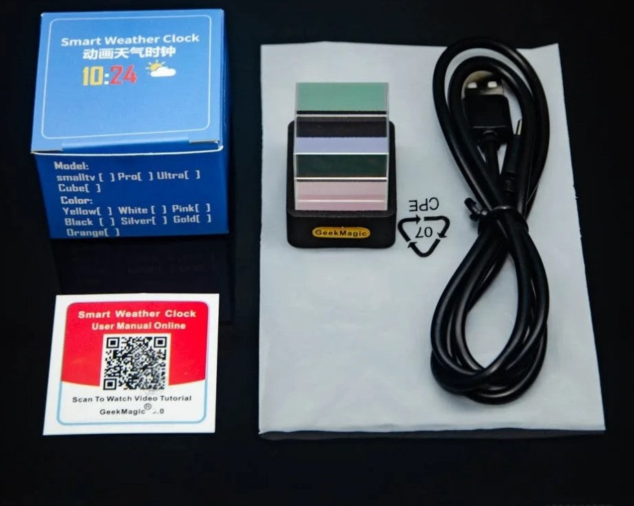 Crystal Cube Display — Bring Your Memories to Life in 3D Light